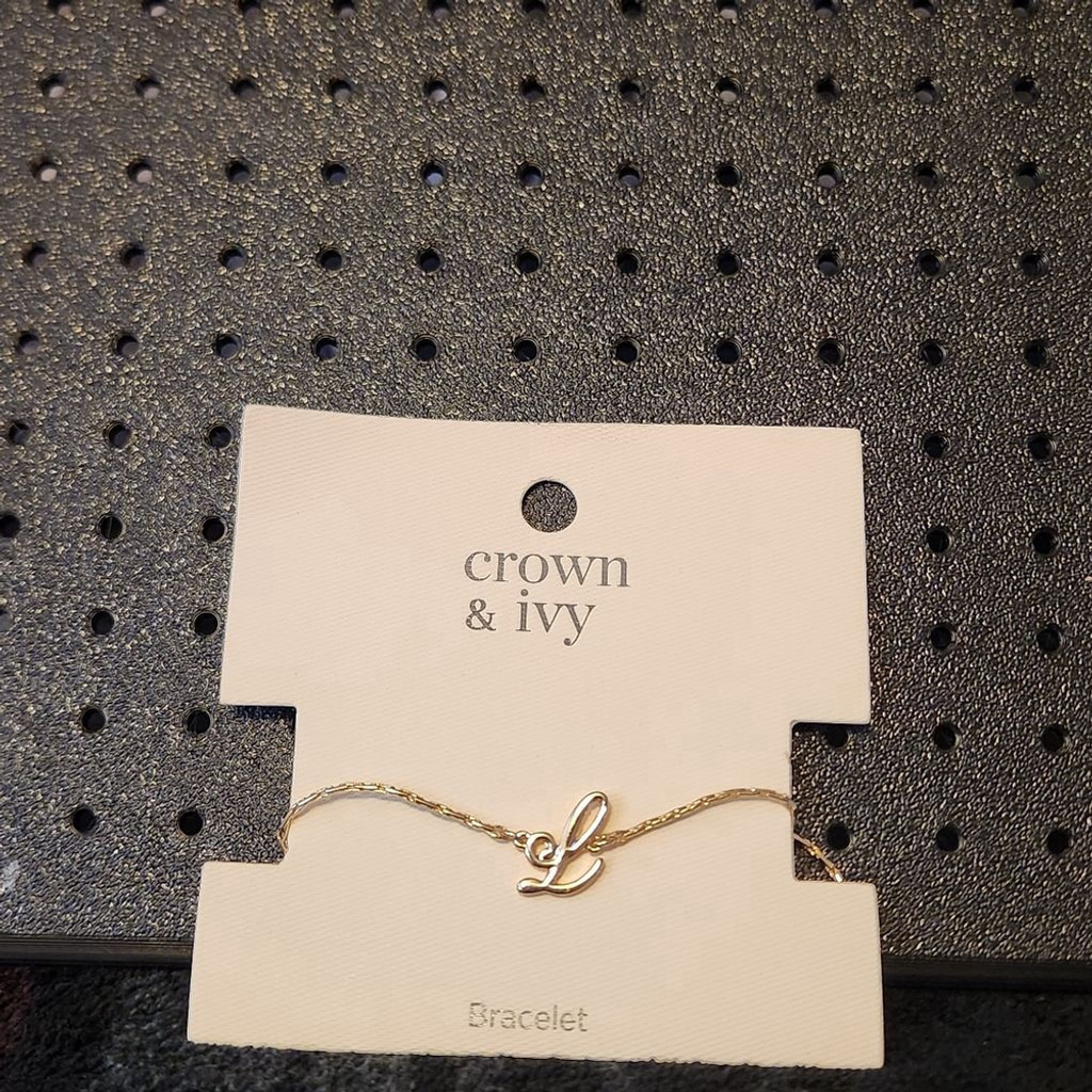 Crown & Ivy Gold Tone Initial 'L' Bracelet, One Size